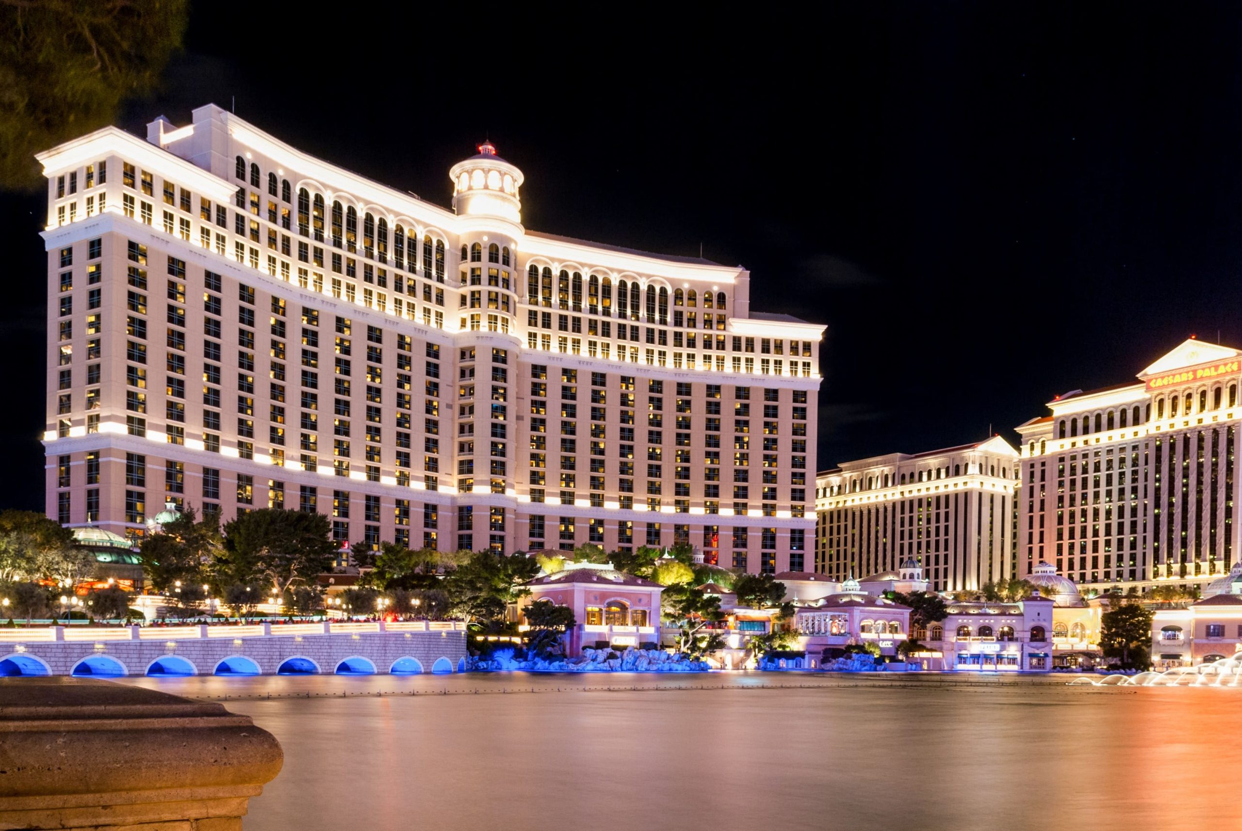 Luxurious Casinos, Bellagio, Las Vegas